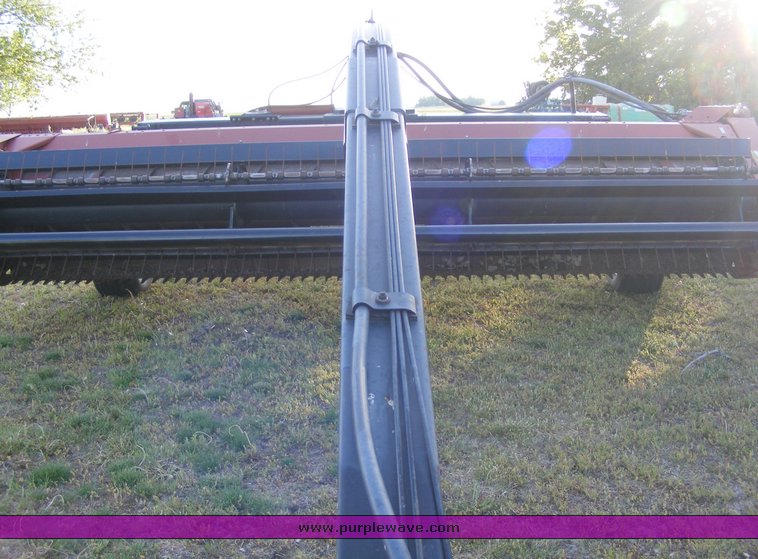 image for item 1015 1995 Hesston 1170 pull type swather