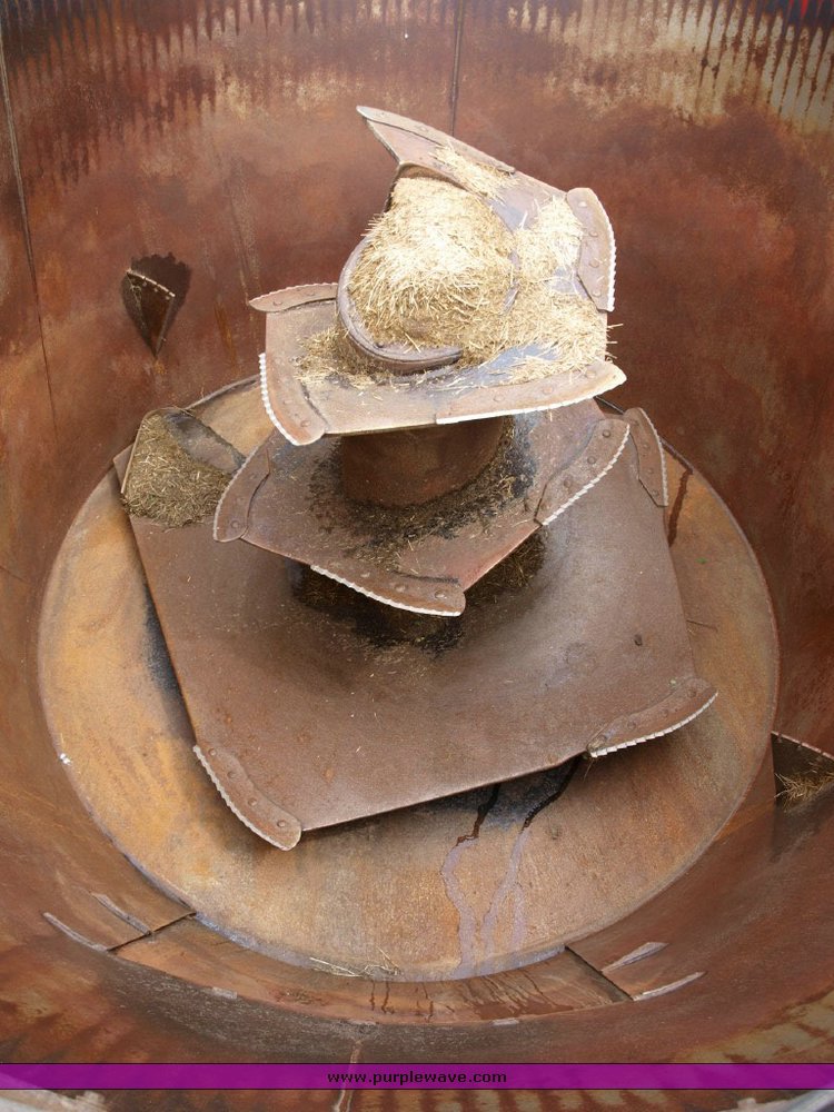 image for item 1702 Jay-Lor TMR 2575 upright mixer with digital scale