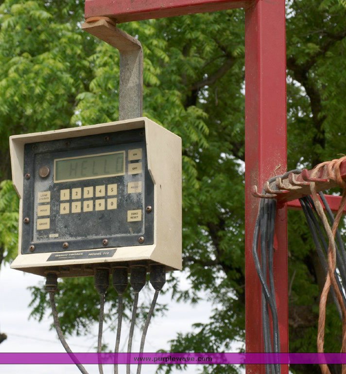 image for item 1702 Jay-Lor TMR 2575 upright mixer with digital scale