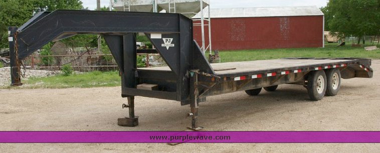 image for item 1705 JP Trailer 20' gooseneck trailer