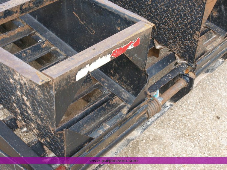 image for item 1705 JP Trailer 20' gooseneck trailer