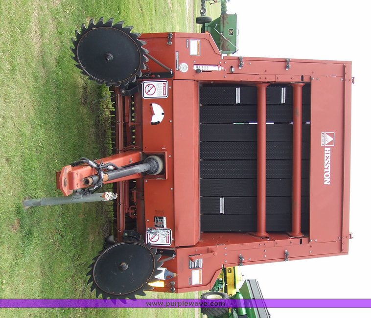 image for item 2044 Hesston 565A large round baler
