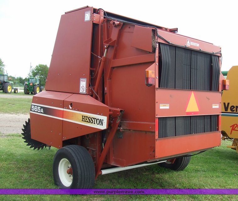 image for item 2044 Hesston 565A large round baler