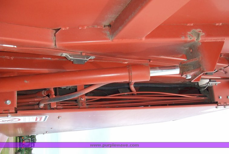 image for item 2044 Hesston 565A large round baler