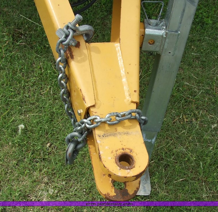 image for item 2045 2001 Vermeer Rebel 5500 large round baler