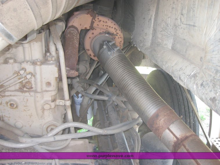 image for item 2054 1987 Freightliner cabover semi truck