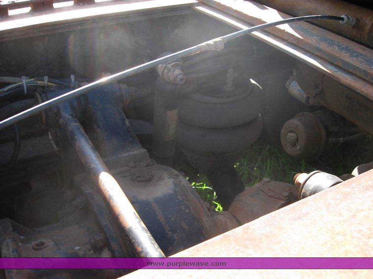 image for item 2054 1987 Freightliner cabover semi truck