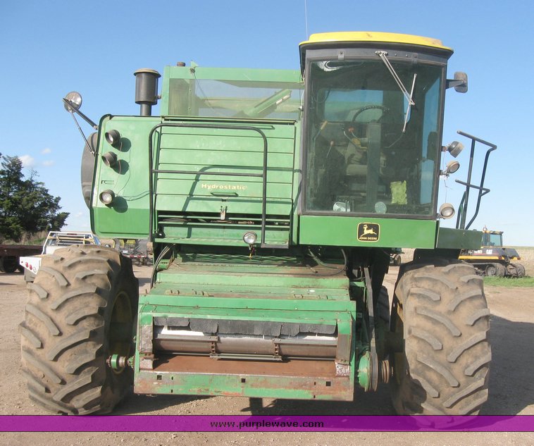 image for item 2056 1983 John Deere Turbo 8820 combine
