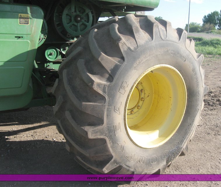 image for item 2056 1983 John Deere Turbo 8820 combine