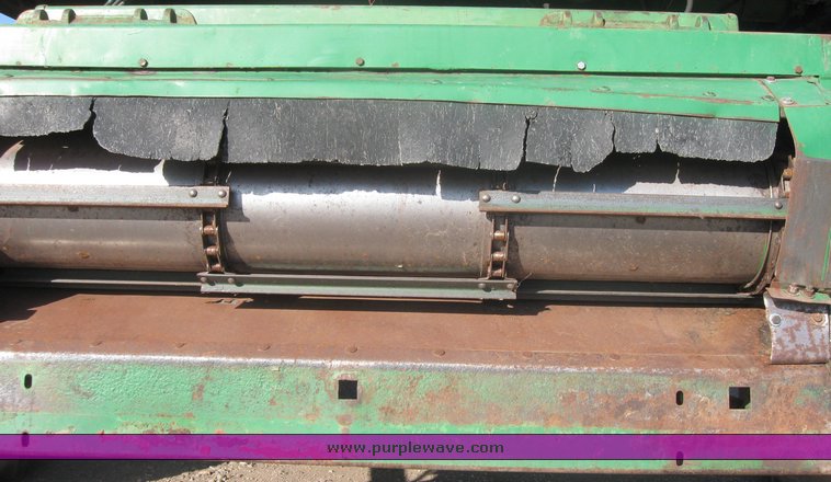 image for item 2056 1983 John Deere Turbo 8820 combine