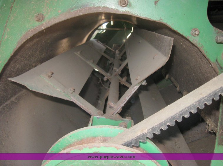 image for item 2056 1983 John Deere Turbo 8820 combine