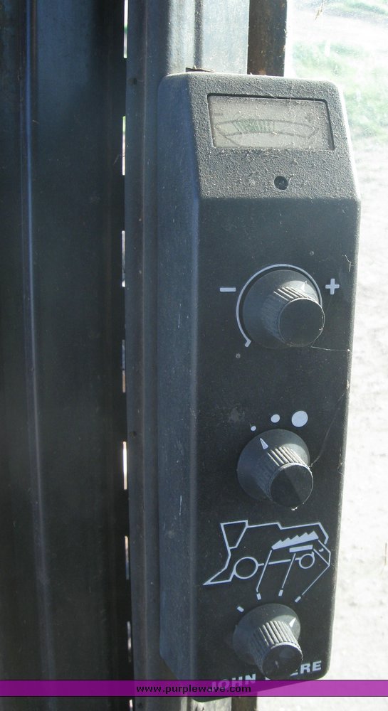 image for item 2056 1983 John Deere Turbo 8820 combine