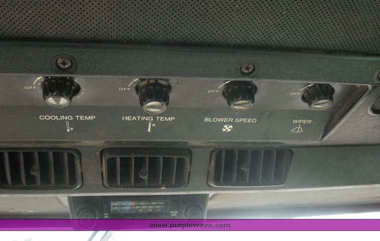 image for item 2056 1983 John Deere Turbo 8820 combine