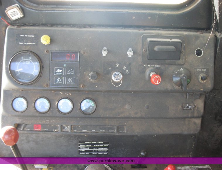 image for item 2056 1983 John Deere Turbo 8820 combine