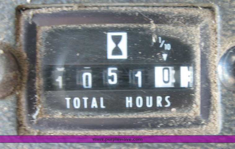 image for item 2056 1983 John Deere Turbo 8820 combine