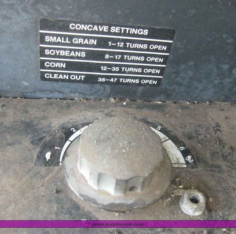 image for item 2056 1983 John Deere Turbo 8820 combine