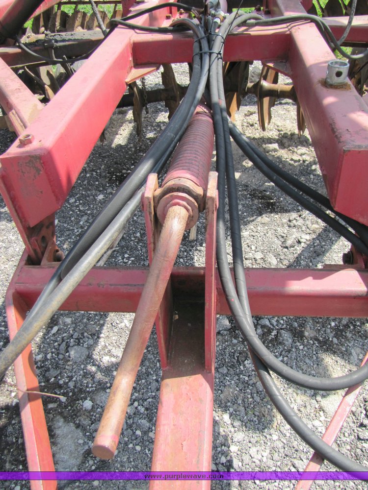 image for item 3092 International 490 28' disk