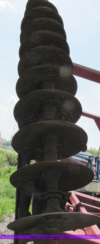 image for item 3092 International 490 28' disk