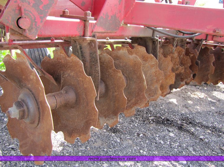 image for item 3092 International 490 28' disk