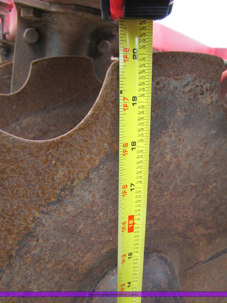 image for item 3092 International 490 28' disk