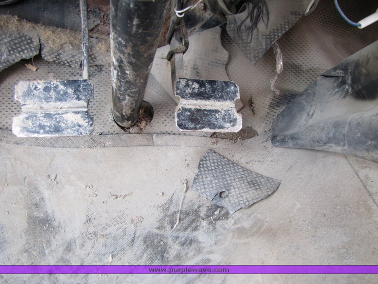 image for item 3094 1964 Dodge 600 grain truck