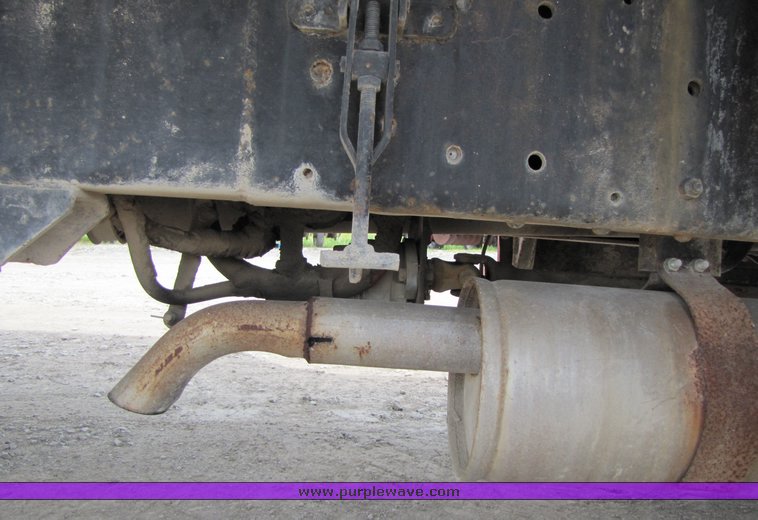 image for item 3094 1964 Dodge 600 grain truck