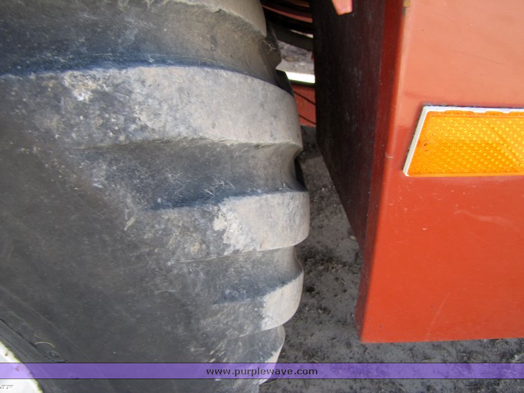 image for item 3242 Hesston 4700 large square baler