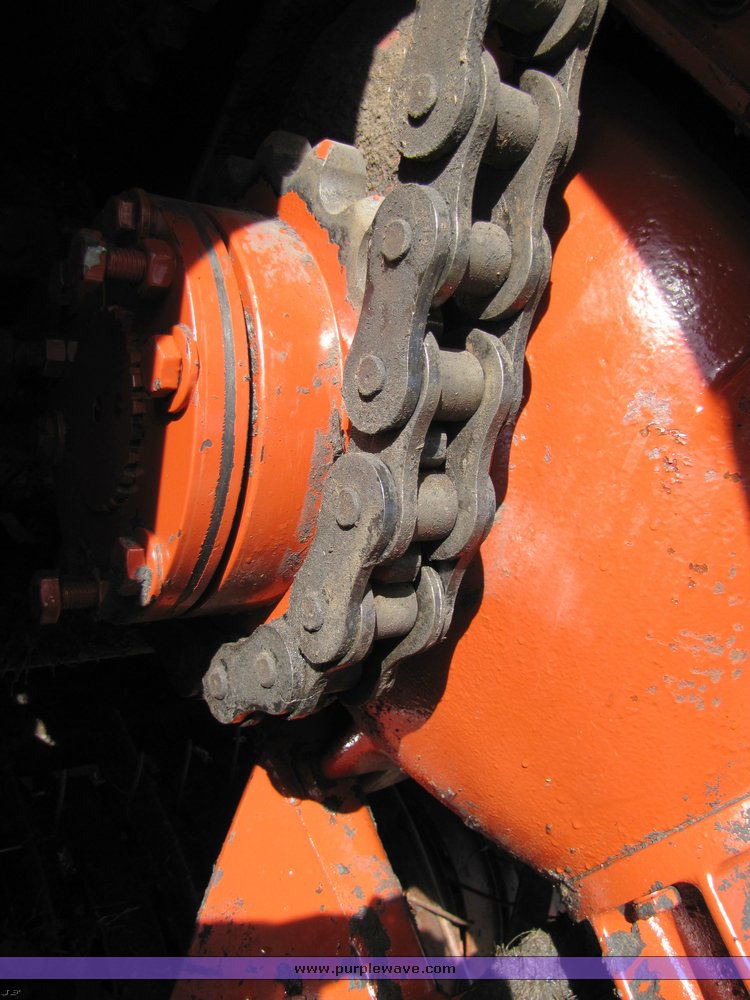 image for item 3242 Hesston 4700 large square baler