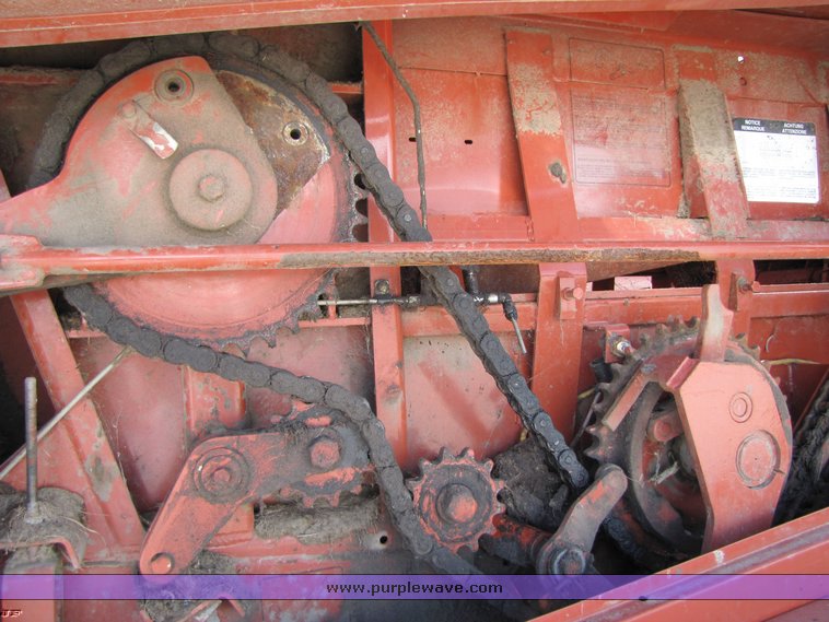 image for item 3242 Hesston 4700 large square baler