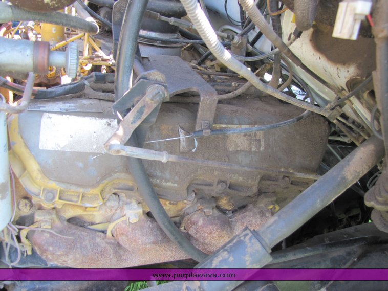 image for item 3272 1985 Ford Conventional LN8000 feed truck