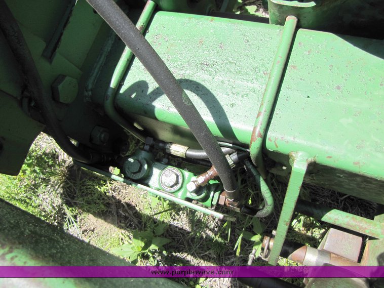 image for item 3273 John Deere 7300 Max Emerge 2 planter