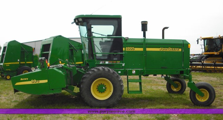 image for item 3490 2003 John Deere 4995 self-propelled windrower