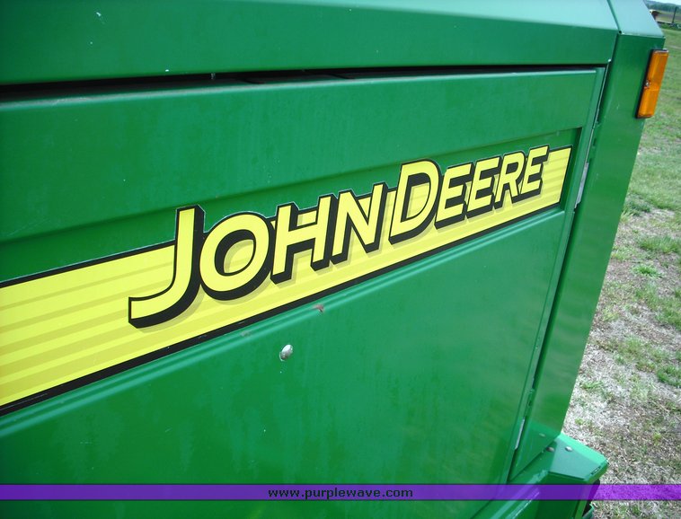 image for item 3490 2003 John Deere 4995 self-propelled windrower
