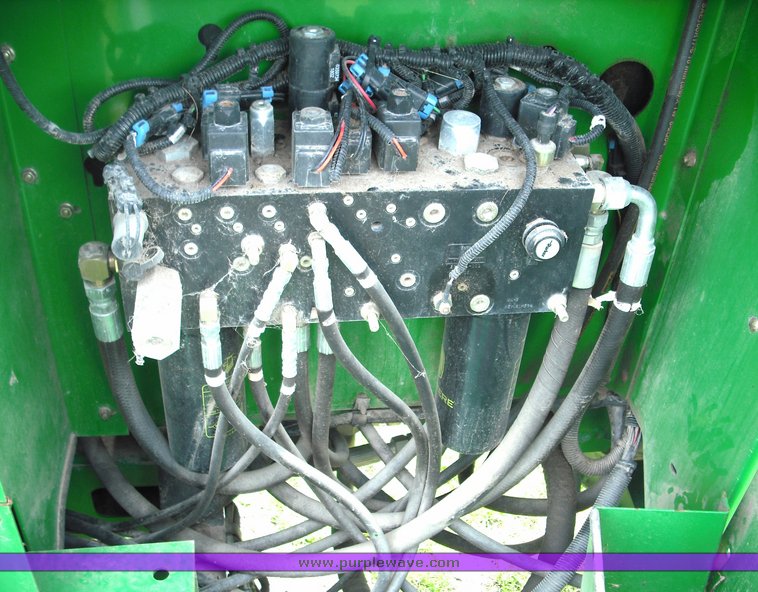 image for item 3490 2003 John Deere 4995 self-propelled windrower