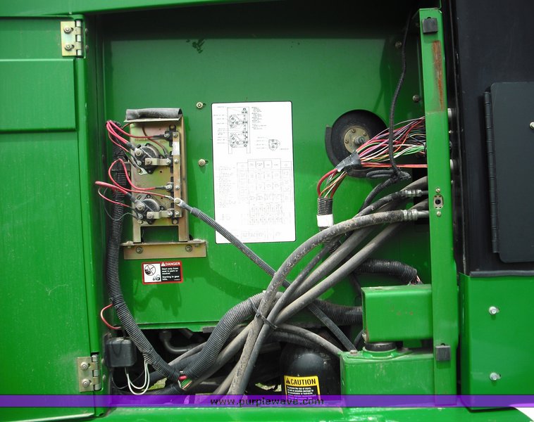 image for item 3490 2003 John Deere 4995 self-propelled windrower