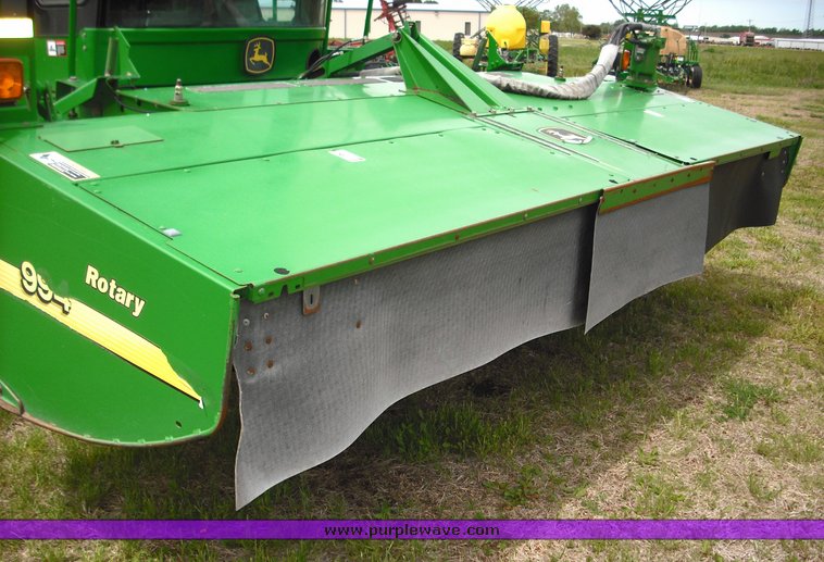 image for item 3490 2003 John Deere 4995 self-propelled windrower