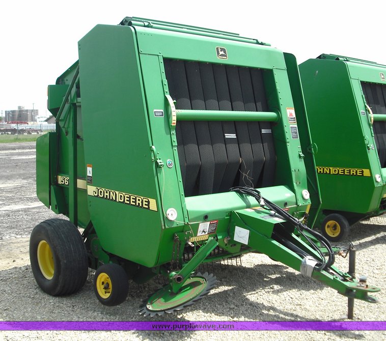 image for item 3491 1999 John Deere 566 round baler