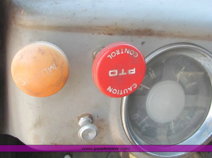 image for item 4032 1955 Chevrolet 6400 first edition grain truck