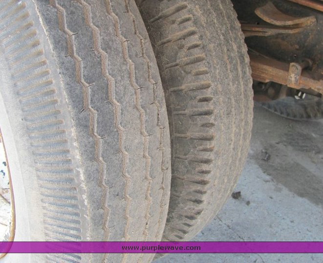 image for item 4032 1955 Chevrolet 6400 first edition grain truck