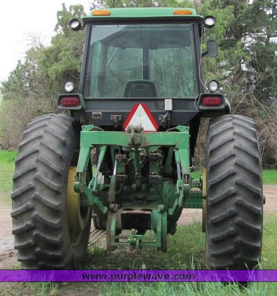 image for item 4074 1983 John Deere 4650 tractor