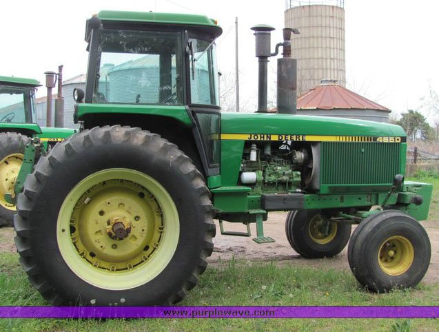 image for item 4074 1983 John Deere 4650 tractor
