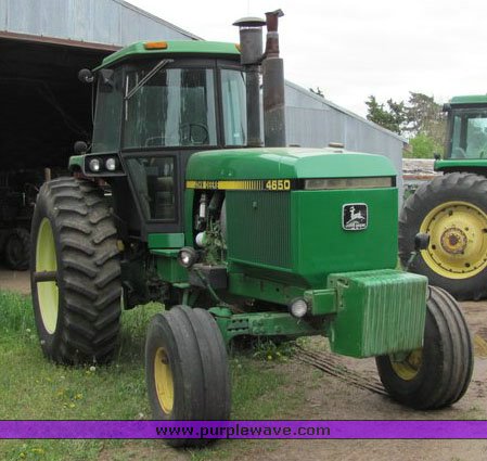 image for item 4074 1983 John Deere 4650 tractor