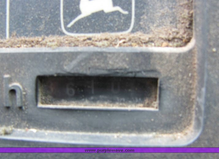 image for item 4074 1983 John Deere 4650 tractor