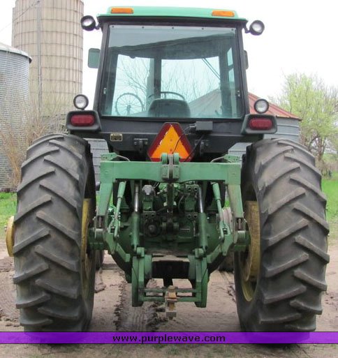 image for item 4075 1980 John Deere 4840 tractor