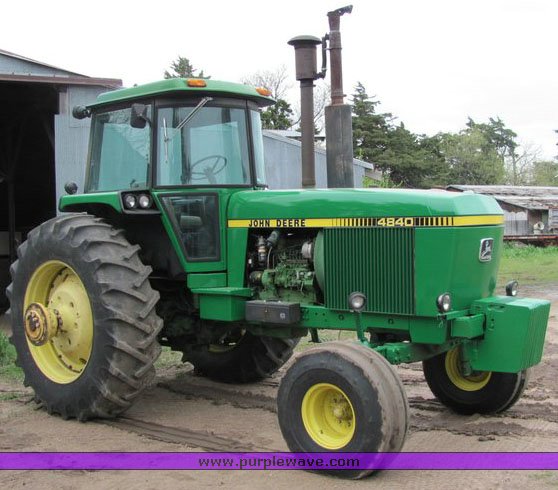image for item 4075 1980 John Deere 4840 tractor