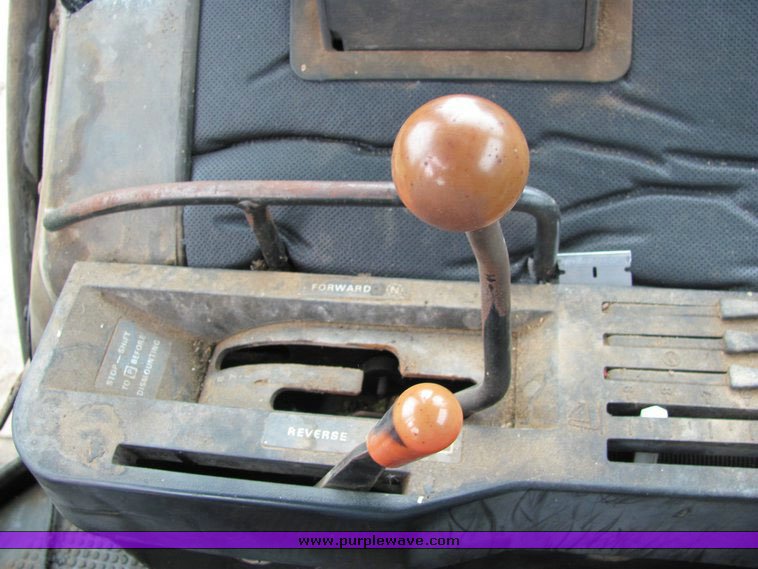 image for item 4075 1980 John Deere 4840 tractor