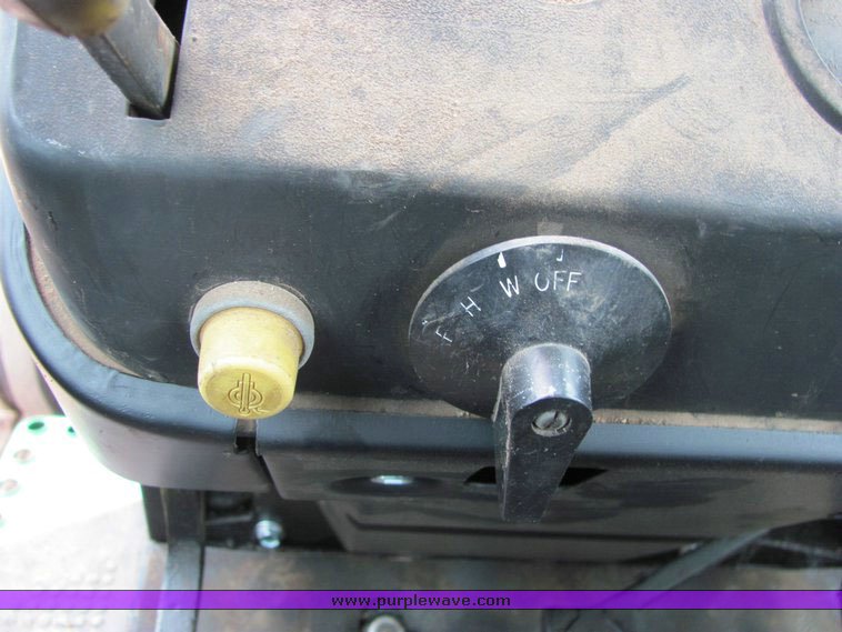 image for item 4075 1980 John Deere 4840 tractor