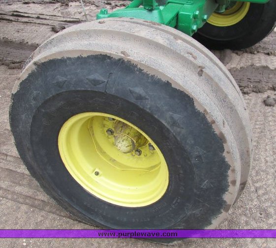 image for item 4075 1980 John Deere 4840 tractor