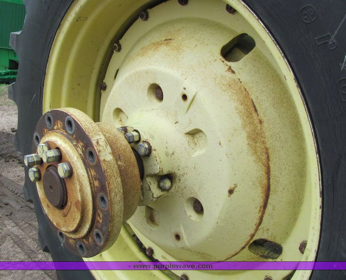 image for item 4075 1980 John Deere 4840 tractor