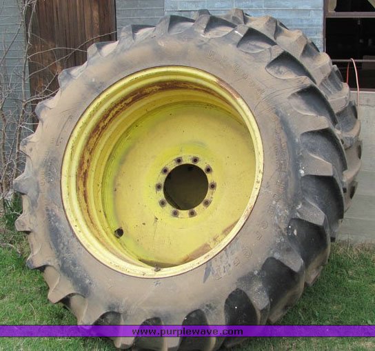 image for item 4075 1980 John Deere 4840 tractor